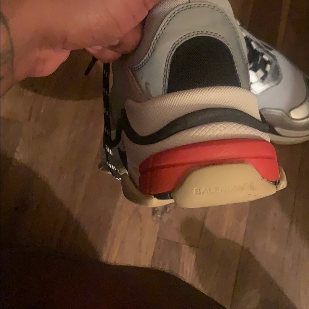 Balenciaga triple s size 12 - Picture 4 of 6